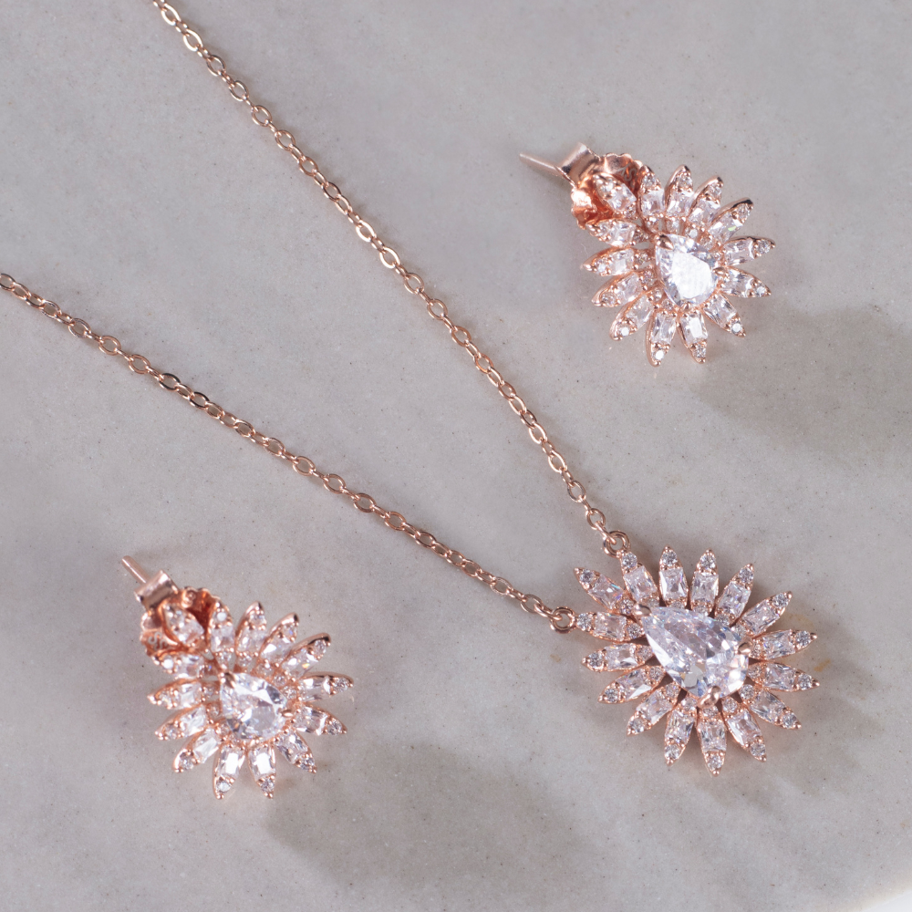 Zirconia studded Flower shine