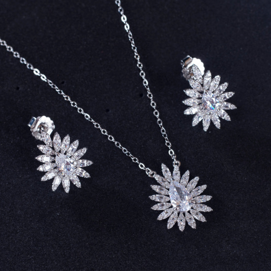 Zirconia studded Flower shine