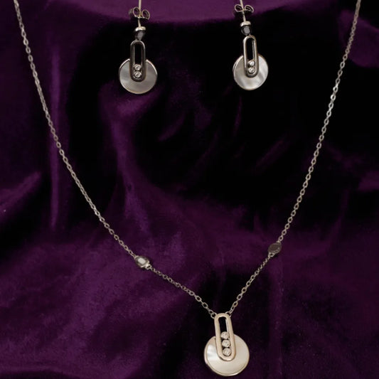 ROUND CUT STUDDED PEARL