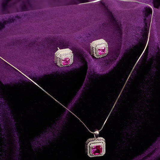 SQUARE STUDDED COLOR STONE