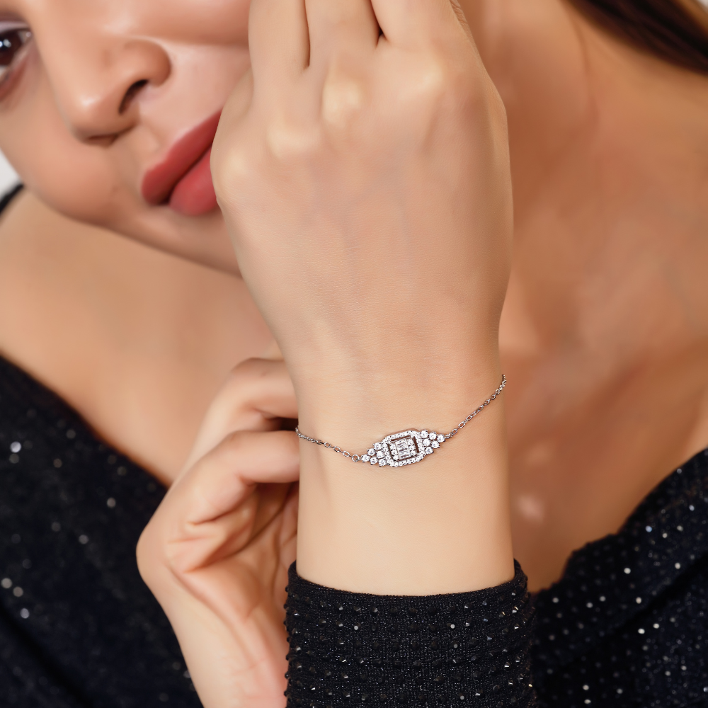 CUBIC STUDDED