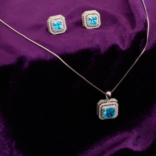 SQUARE STUDDED COLOR STONE