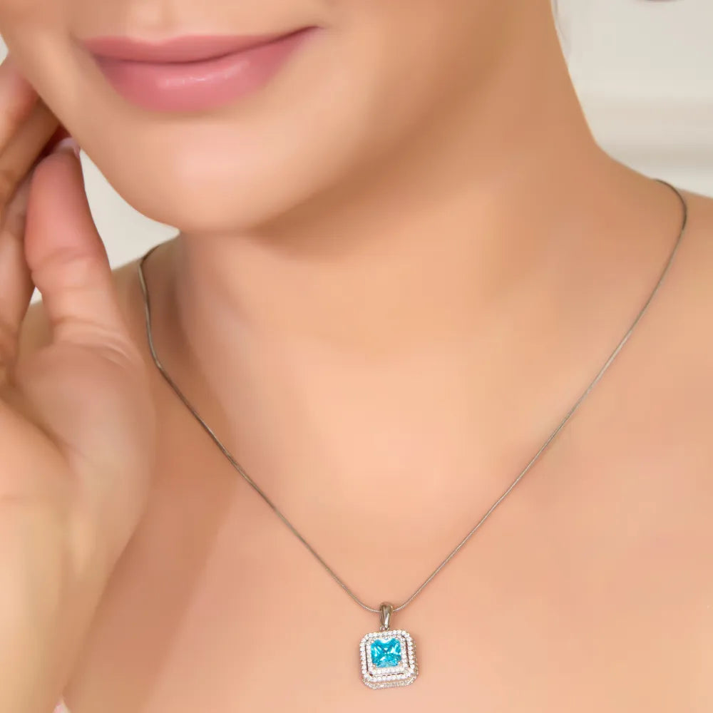 SQUARE STUDDED COLOR STONE