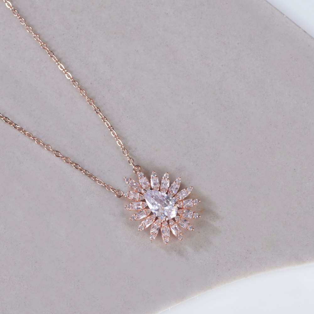 Zirconia studded Flower shine