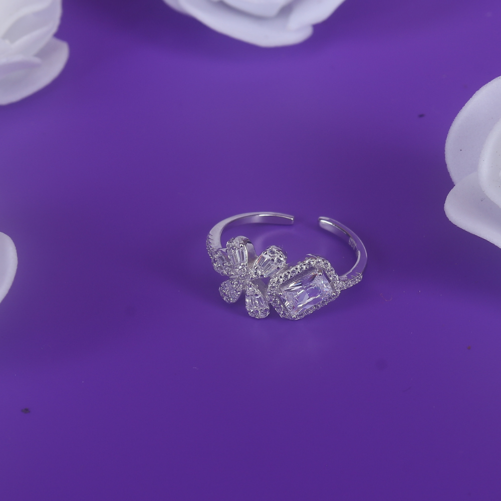 Zircon studded Cocktail ring