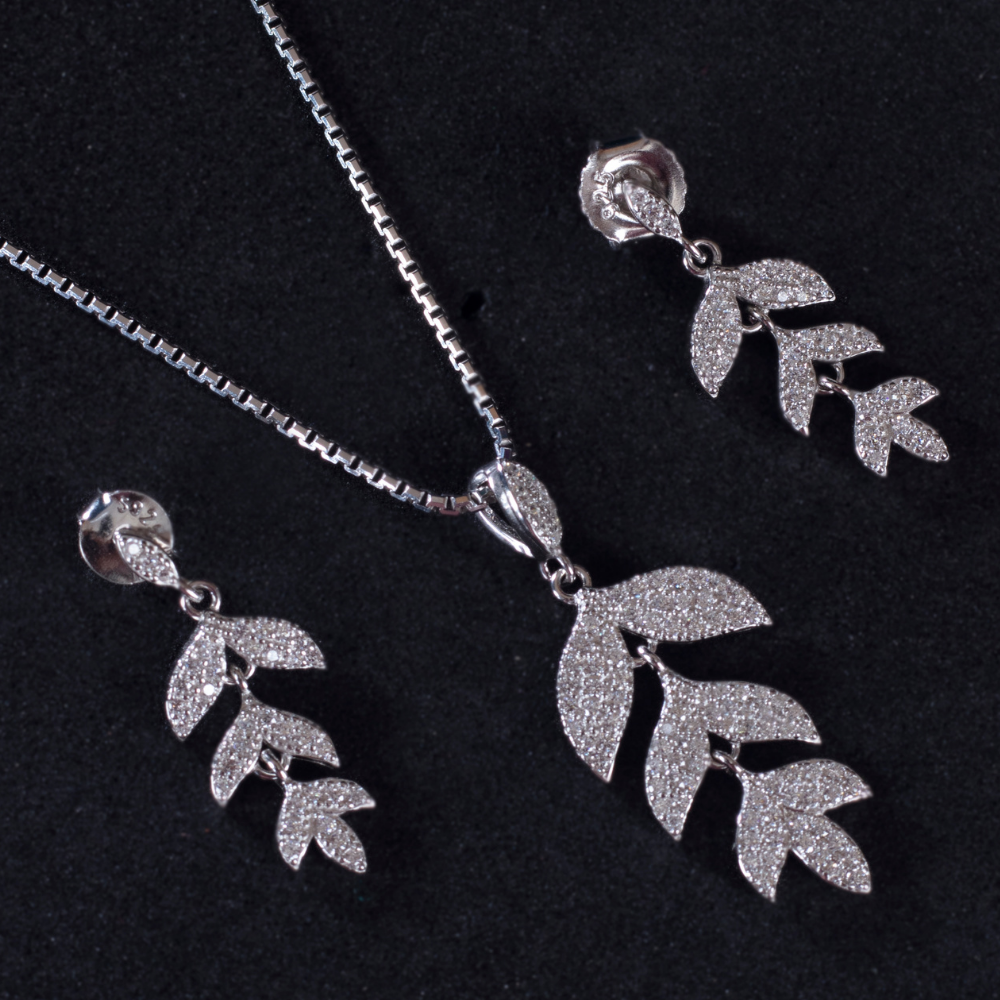 Zirconia Studded leaves