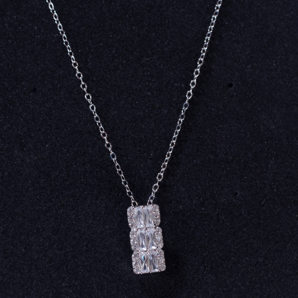 Zirconia studded Geometric drop