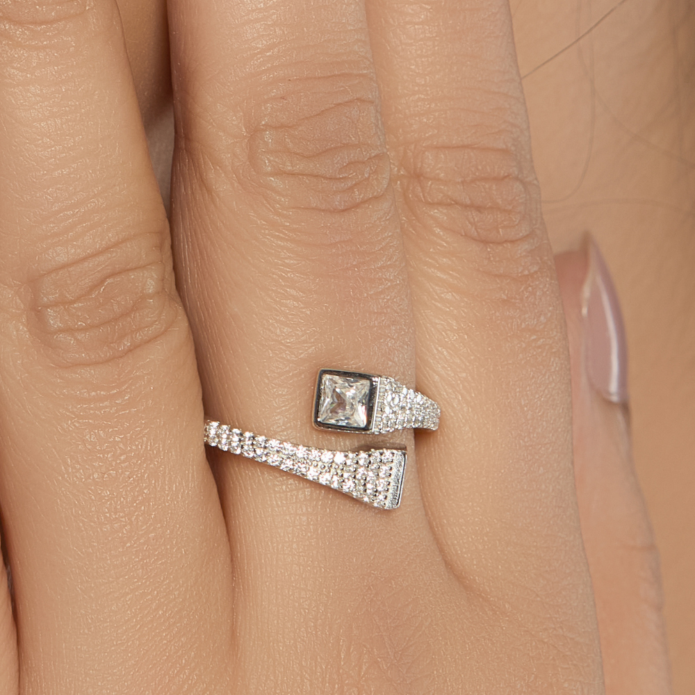 Dual butterfly Date ring