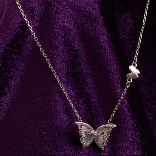 STUDDED PEARL BUTTERFLY