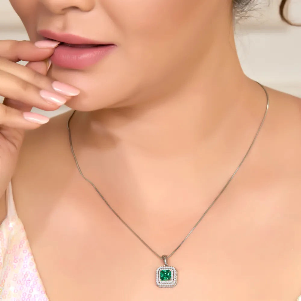 SQUARE STUDDED COLOR STONE