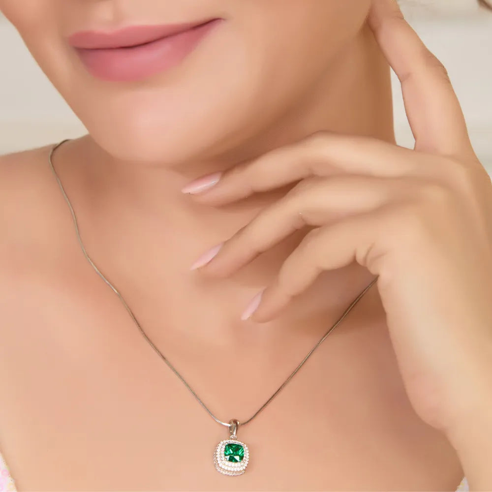 FINE SQUARE STUDDED COLOR STONE