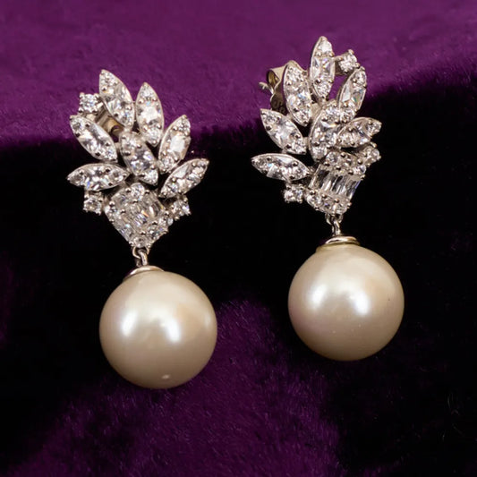 LEAFY PEARL STUDDED