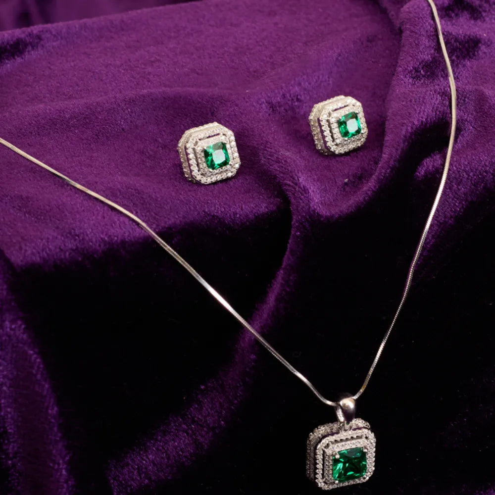 SQUARE STUDDED COLOR STONE