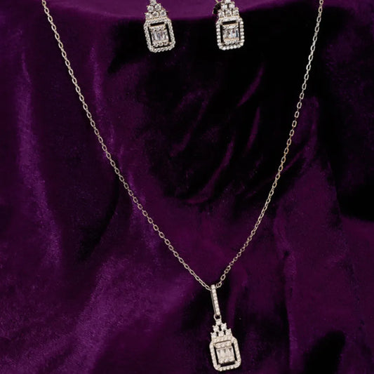CUBIC STUDDED