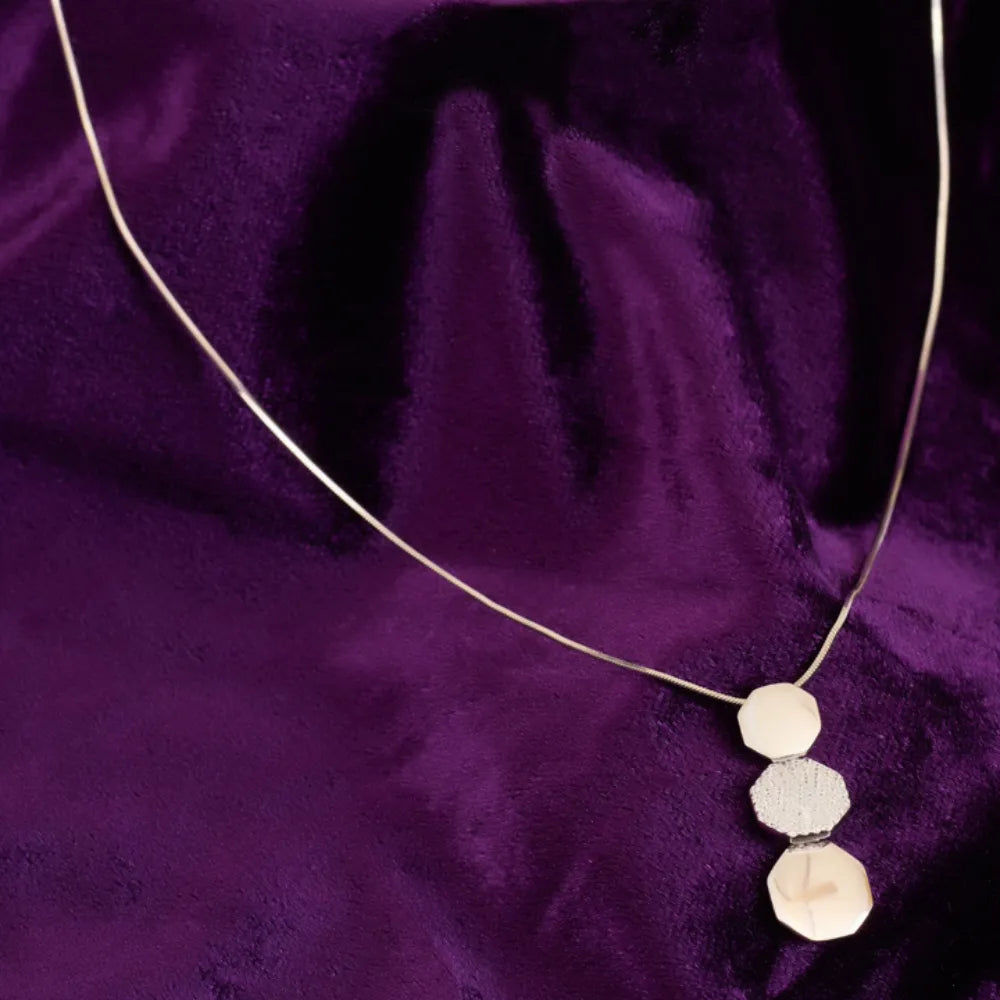 OCTAGON THREE LAYER STUDDED